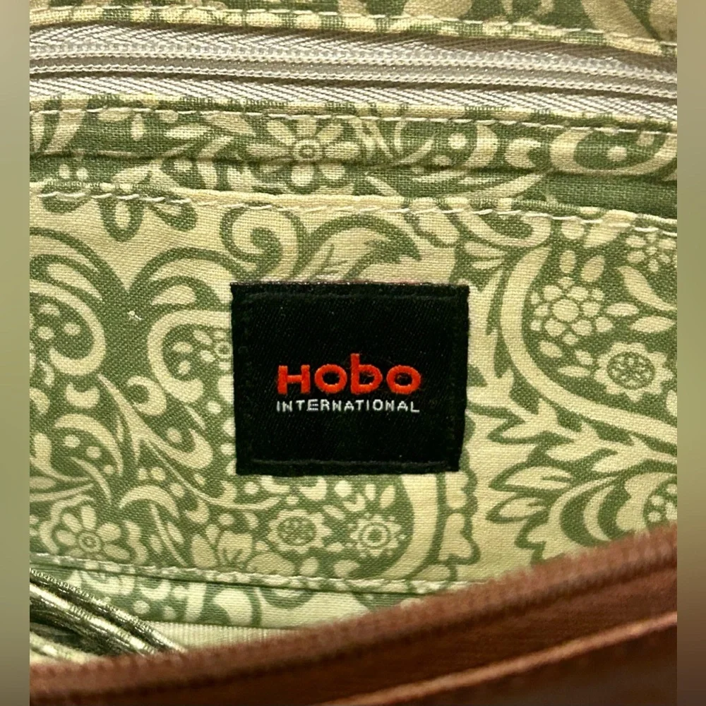 HOBO Leather Wallet - Picture 4 of 5
